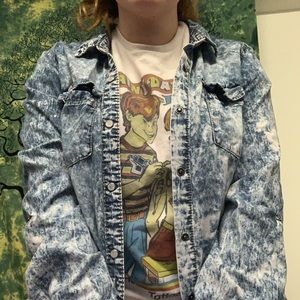 Bleach wash Jean style shirt